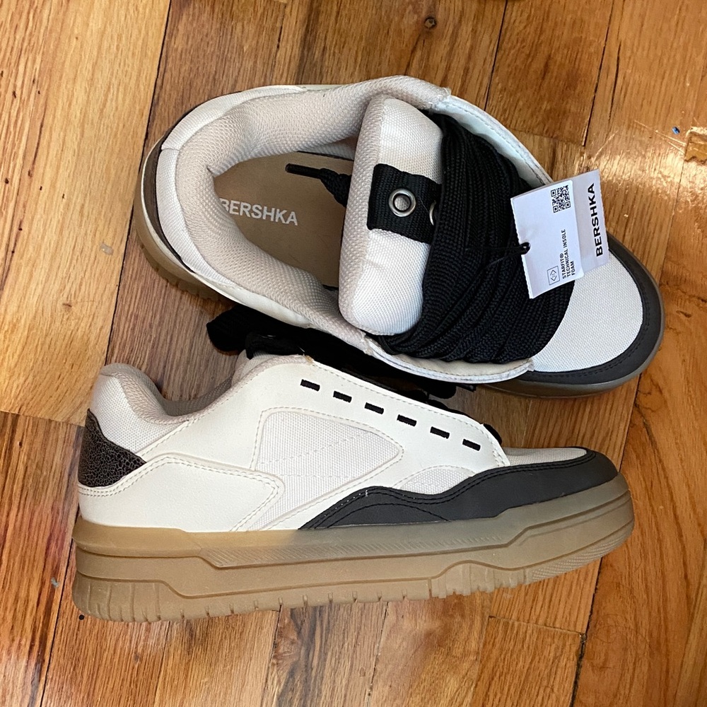 Bershka White Black Tan Platform Sneakers